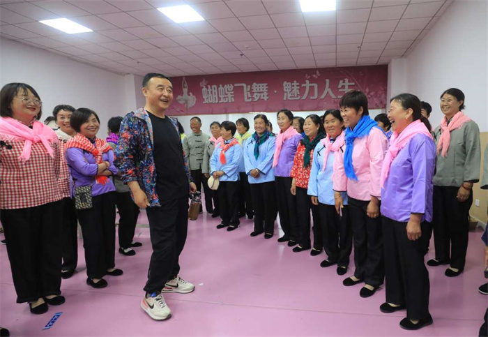 中宁县大战场农民合唱团：放声歌唱美好生活